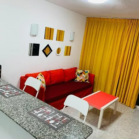 Teneguia-yumbo Playa del Inglés
